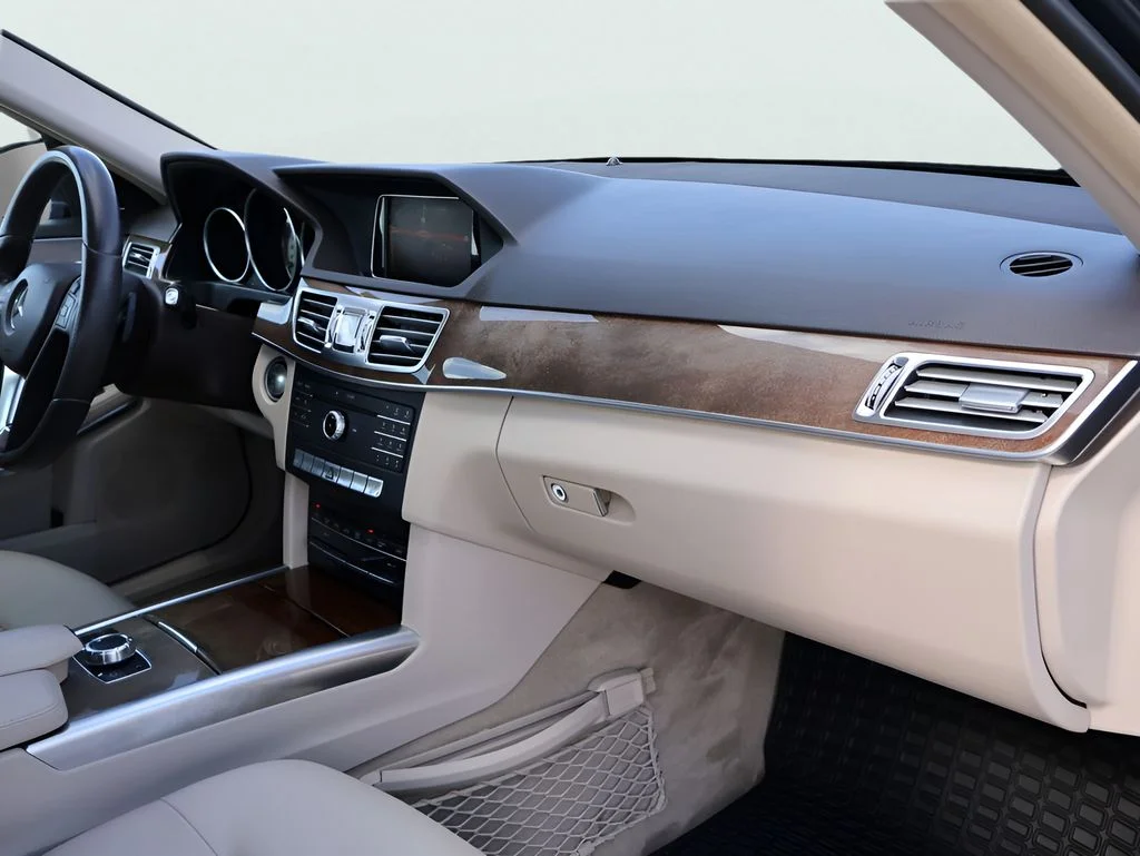 Used 2016 Gray Mercedes-Benz E 350 image 11
