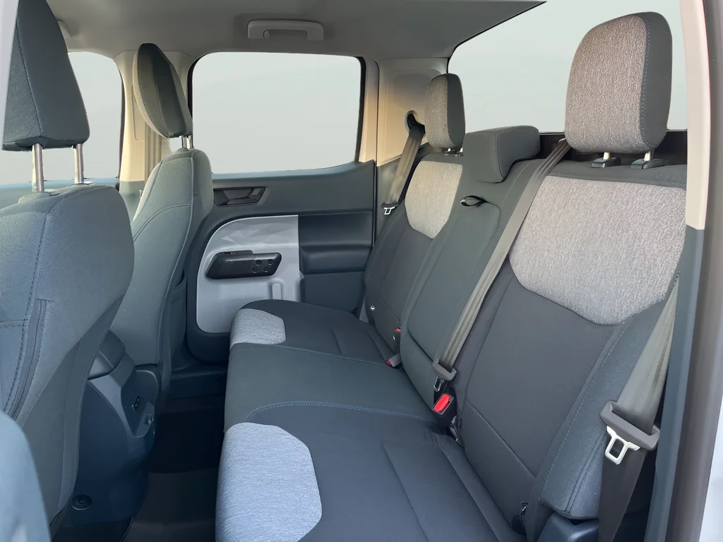 2025 Ford Maverick XLT - Photo 16