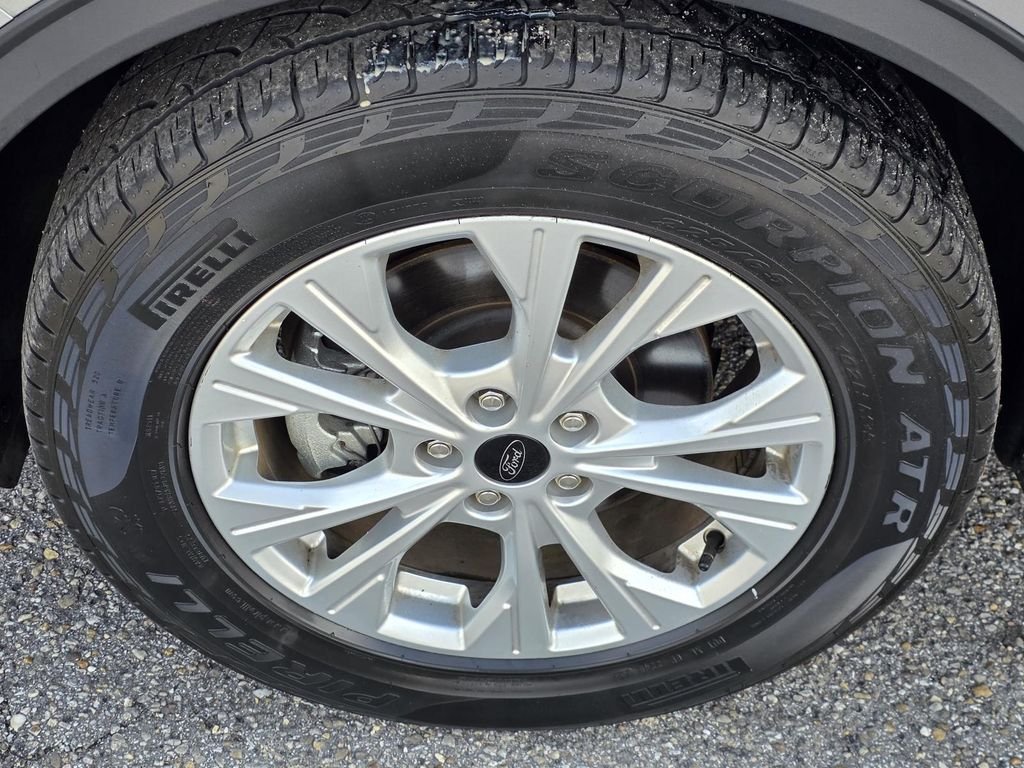 Used 2024 Silver Ford Active image 35
