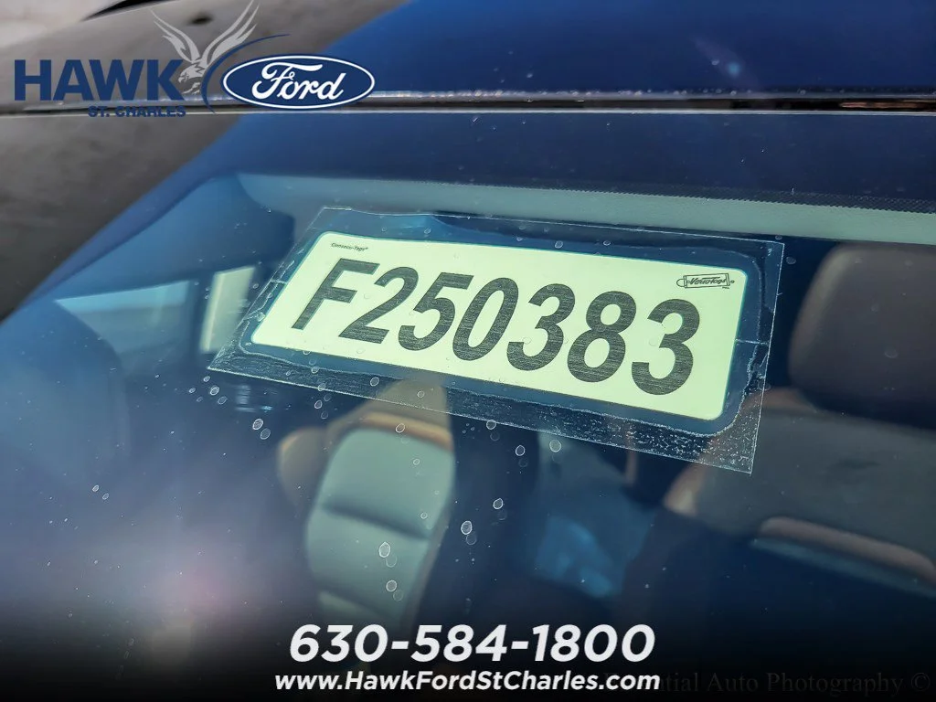 New 2025 Shadow Black Ford Outer Banks® image 17