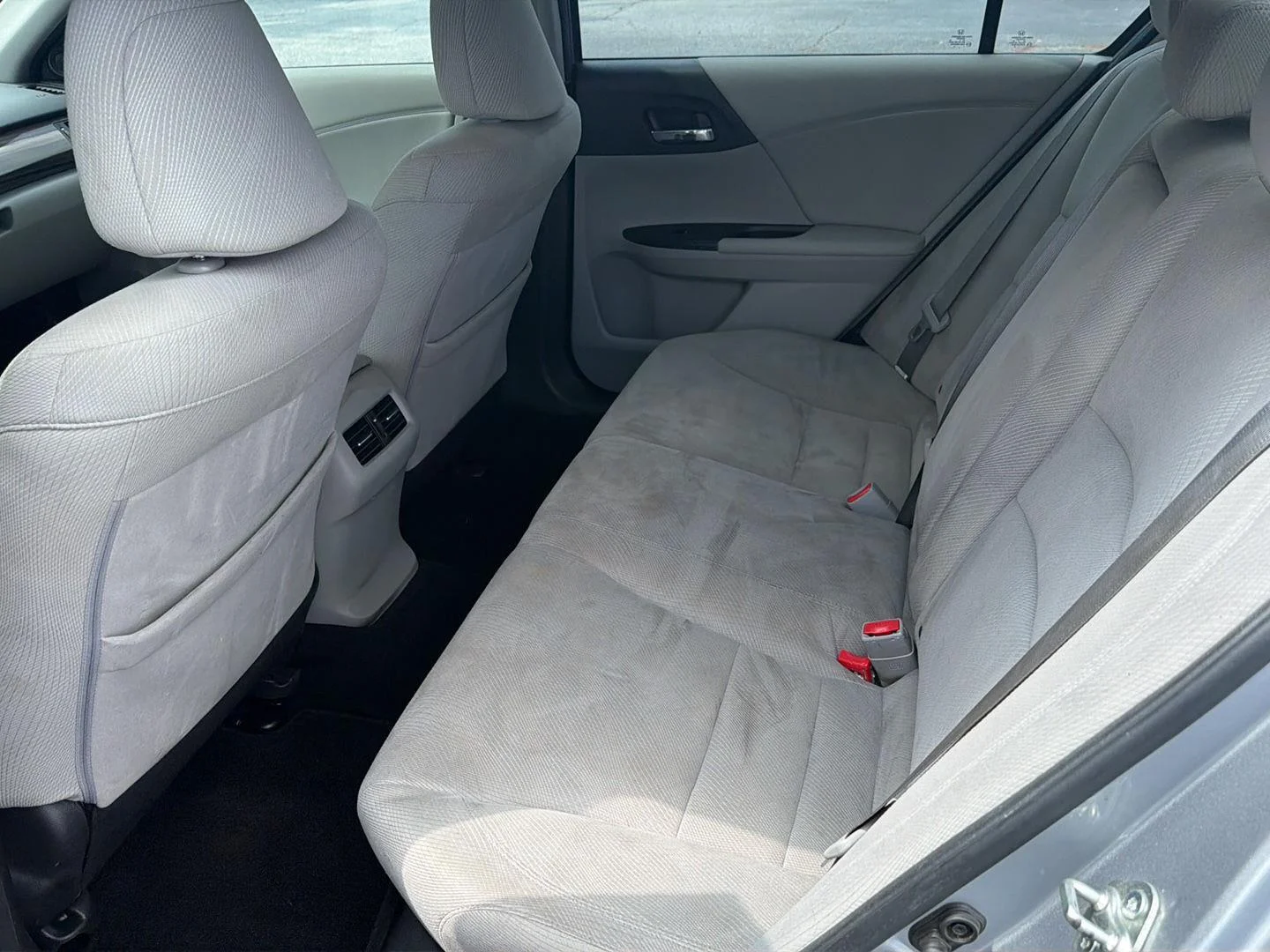 Used 2016 Lunar Silver Metallic Honda EX image 11