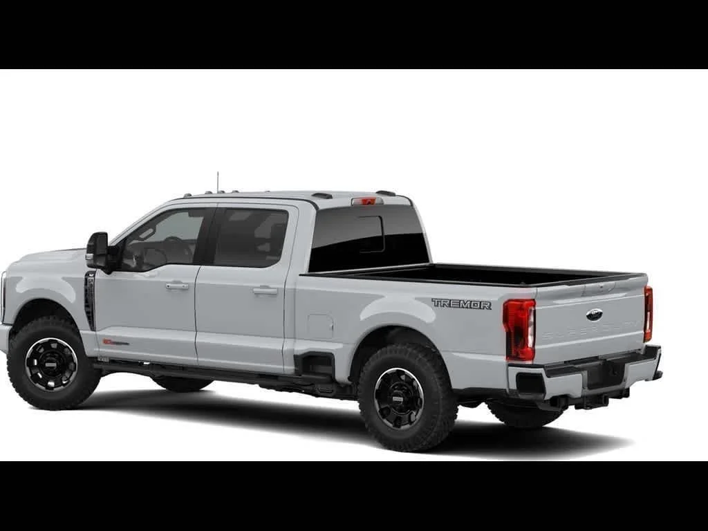 New 2026 Avalanche Ford XLT image 2