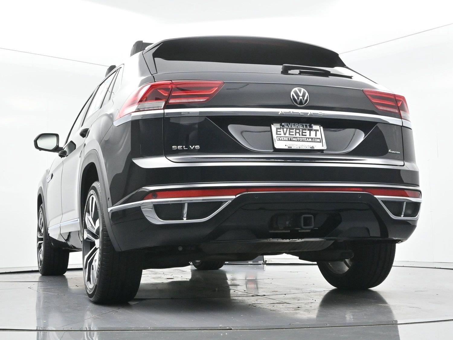 Used 2023 Deep Black Pearl Volkswagen 3.6L V6 SEL Premium R-Line image 54