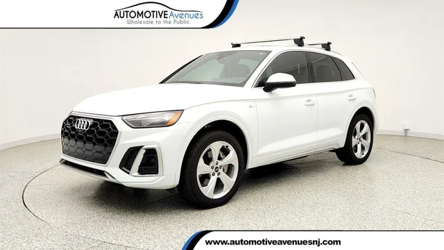 2023 Audi Q5 45 Premium Plus's photo