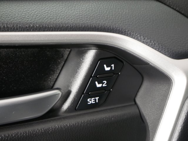 Used 2025 Blueprint Toyota XLE Premium w/ Weather Pkg image 27