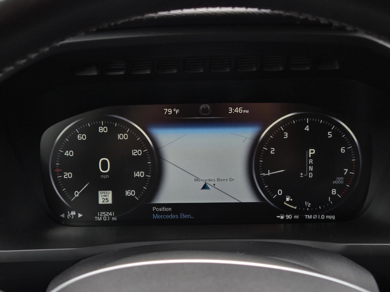 Used 2019 Gray Metallic Volvo Momentum image 16