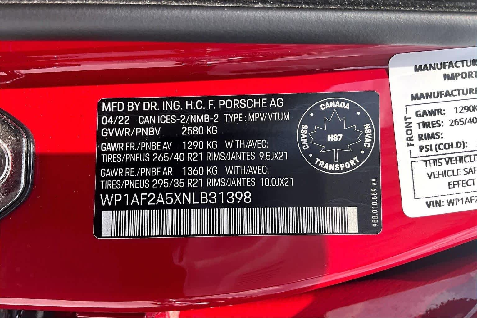 Used 2022 Jet Black Metallic Porsche GTS image 31