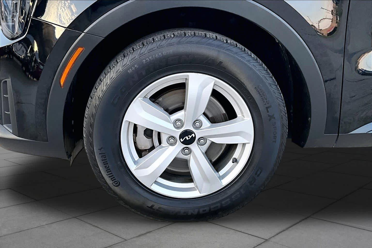 Used 2025 Ebony Black Kia LX image 10