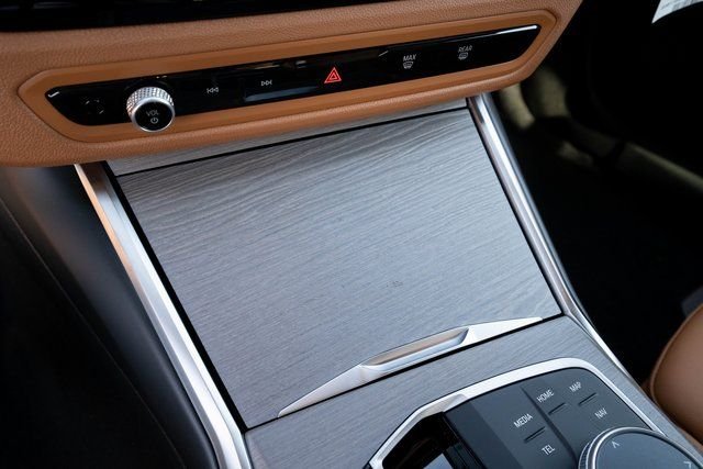 Certified Used 2025 Skyscraper Grey Metallic BMW xDrive40 image 22