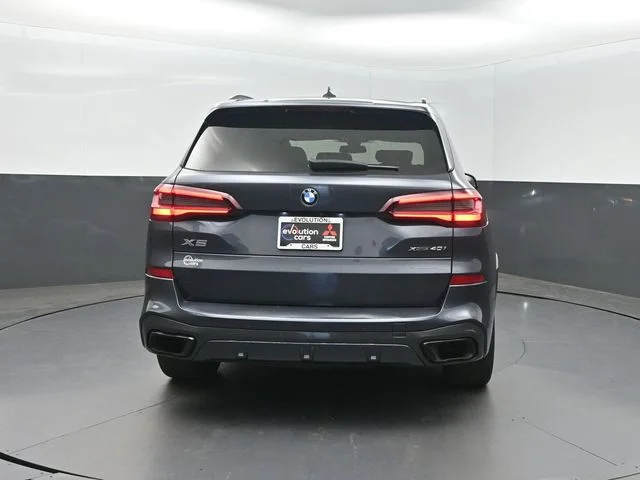 Used 2021 Gray BMW xDrive40i image 34