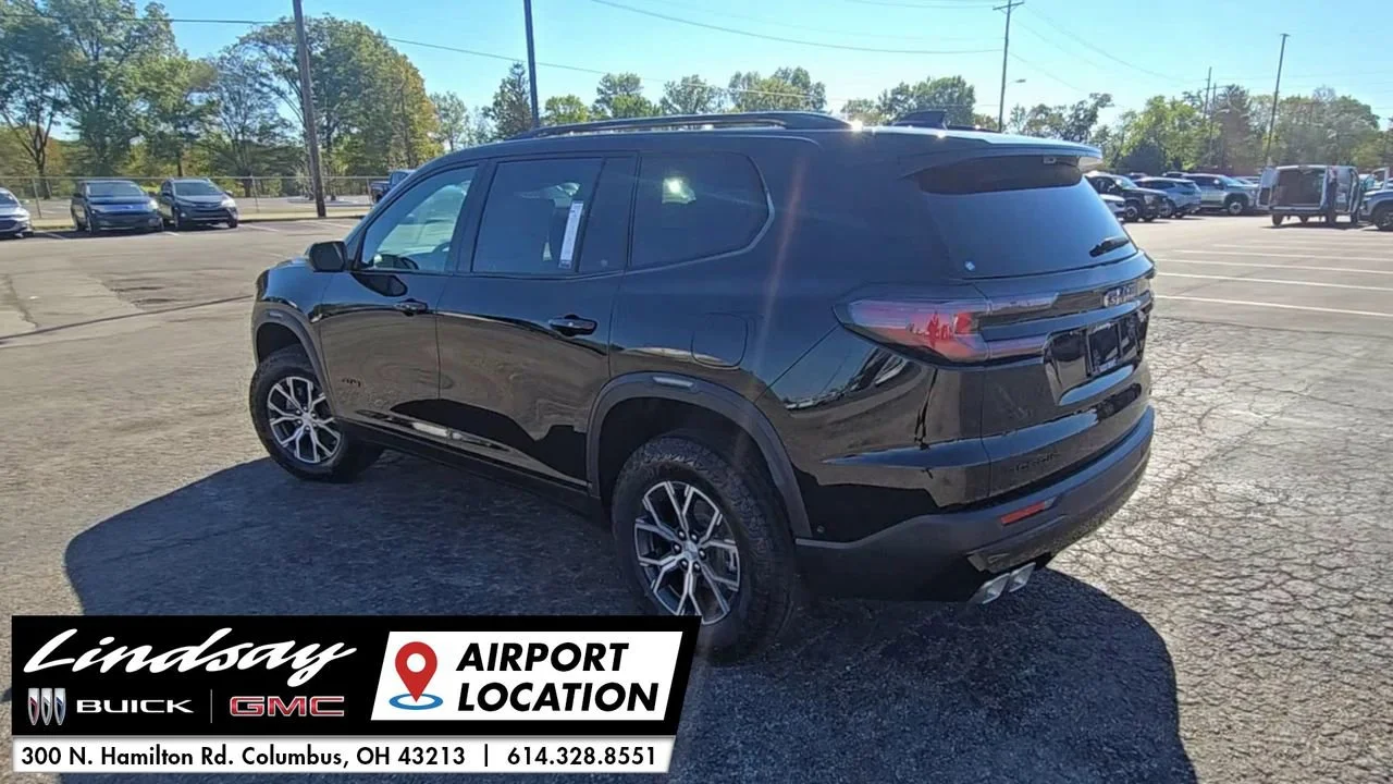 2026 GMC Acadia AT4 - Photo 7