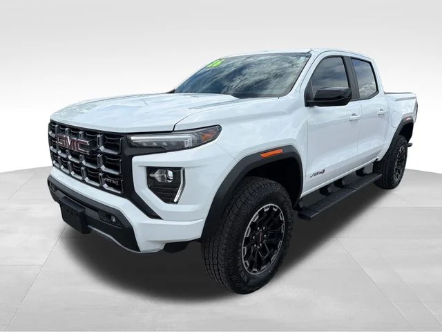 Used 2026 White GMC AT4 image 3