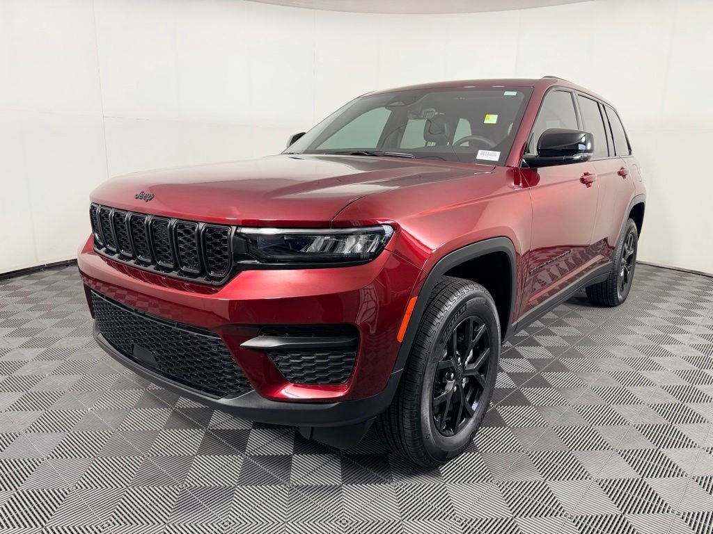 Certified Used 2025 Red Jeep Altitude image 3