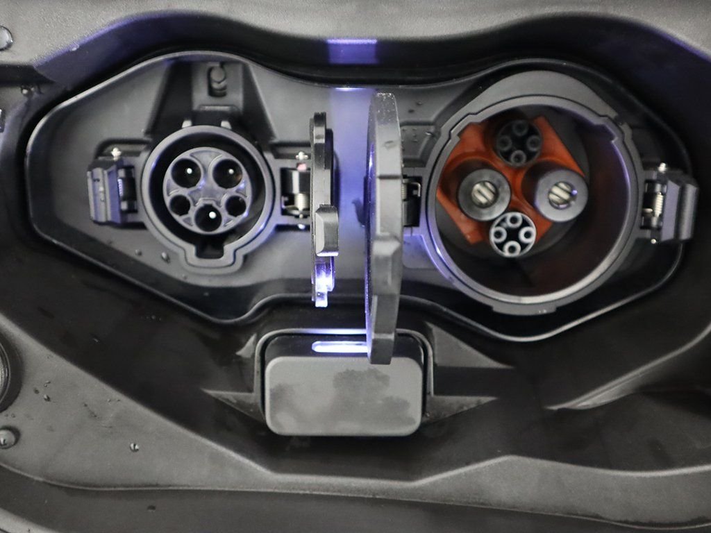 2025 Mitsubishi Outlander Plug-in Hybrid Platinum Edition - Photo 62