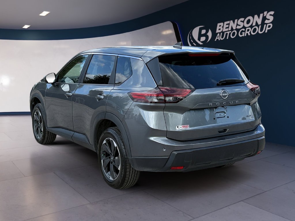 Used 2026 Gray Nissan SV image 3