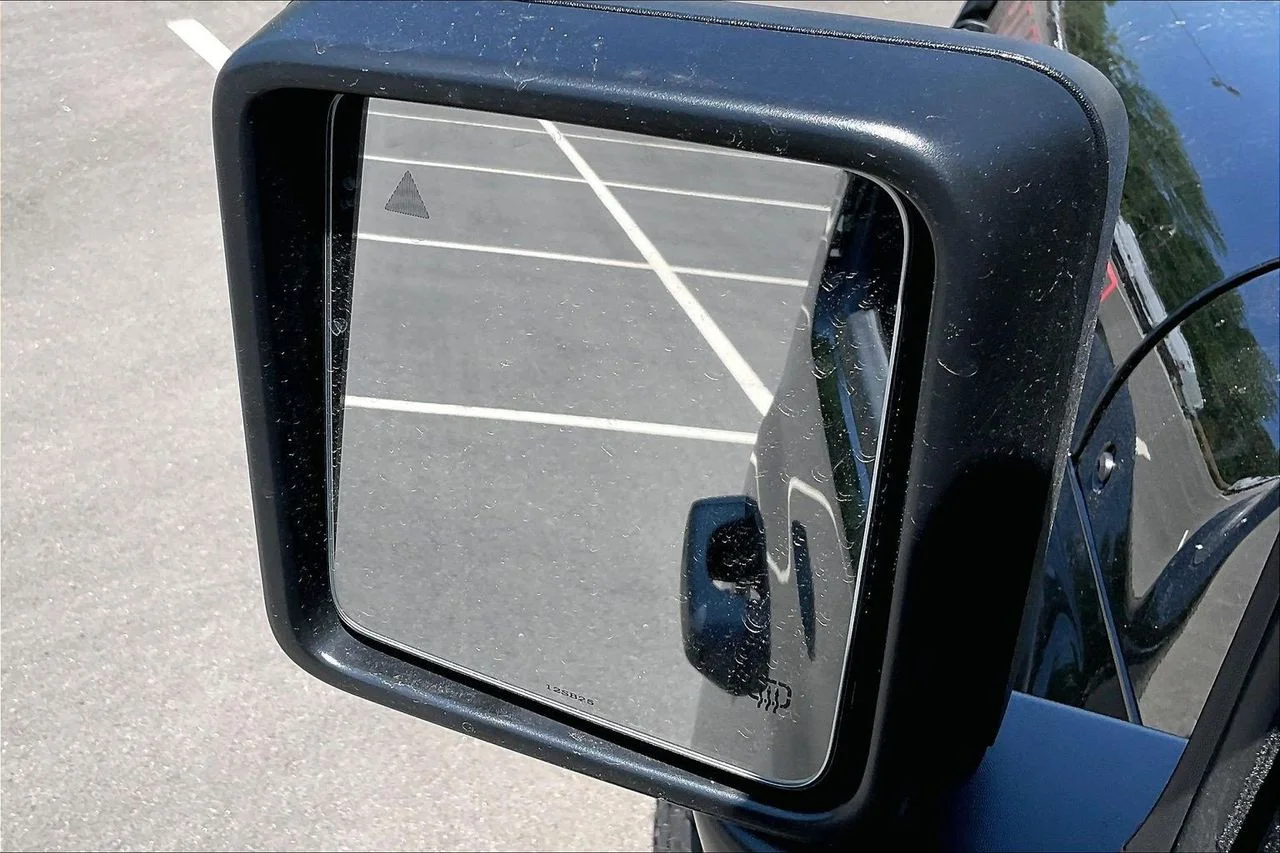 New 2026 Black Clear-Coat Exterior Paint Jeep Rubicon X image 24
