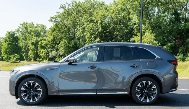 2024 Mazda CX-90 Turbo S Premium Package - Photo 9