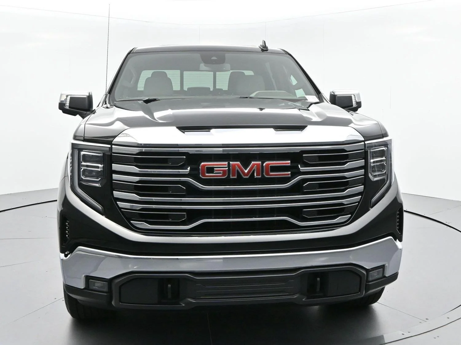 Used 2023 ONYX BLACK GMC SLT image 2