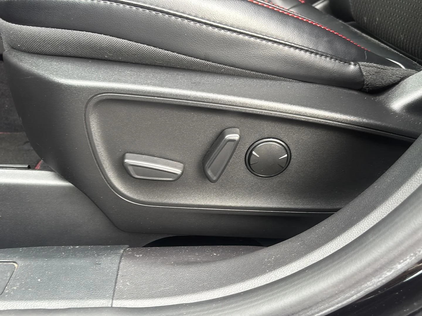 Used 2023 Agate Black Ford ST-Line image 16