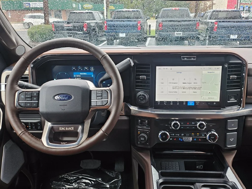 New 2027 White Ford King Ranch image 31