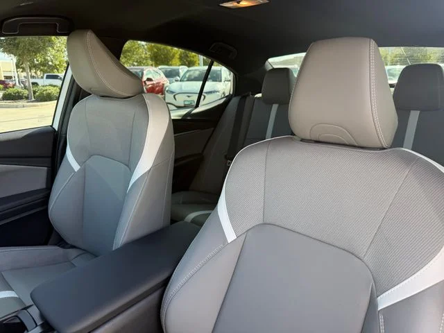 Used 2026 Ice Toyota SE image 10