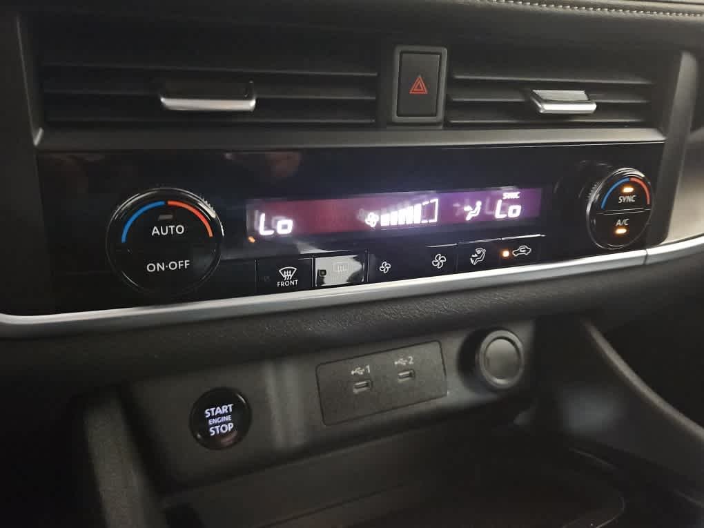 2025 Nissan Rogue SV - Photo 15