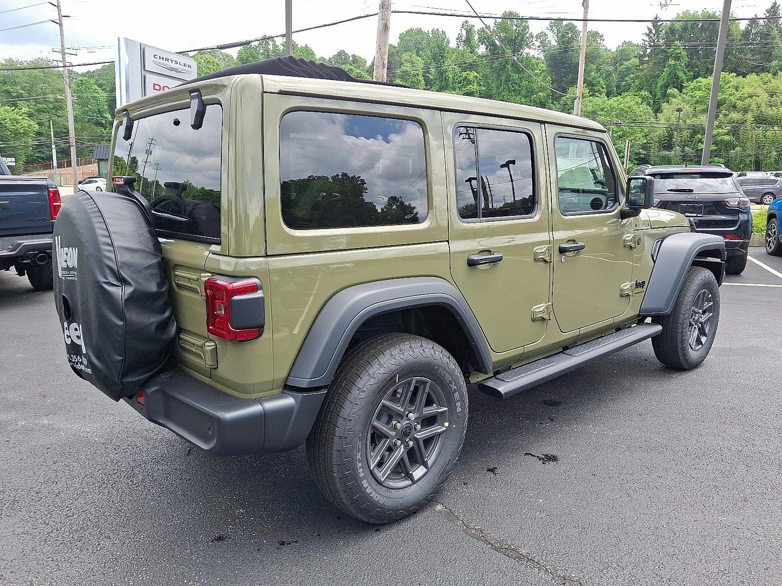 2025 Jeep Wrangler 4-Door Sport S - Photo 4