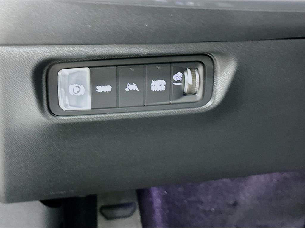 New 2026 Mercury Silver Metallic Honda Elite image 10