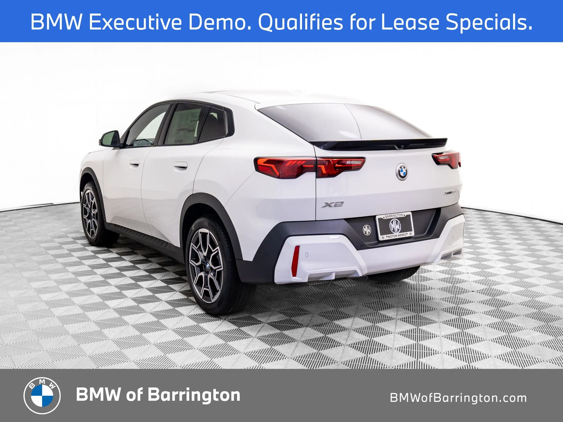 New 2026 White BMW xDrive28i image 3