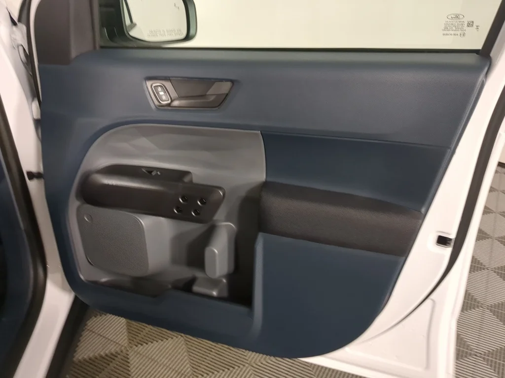 New 2026 Oxford White Ford XL image 19