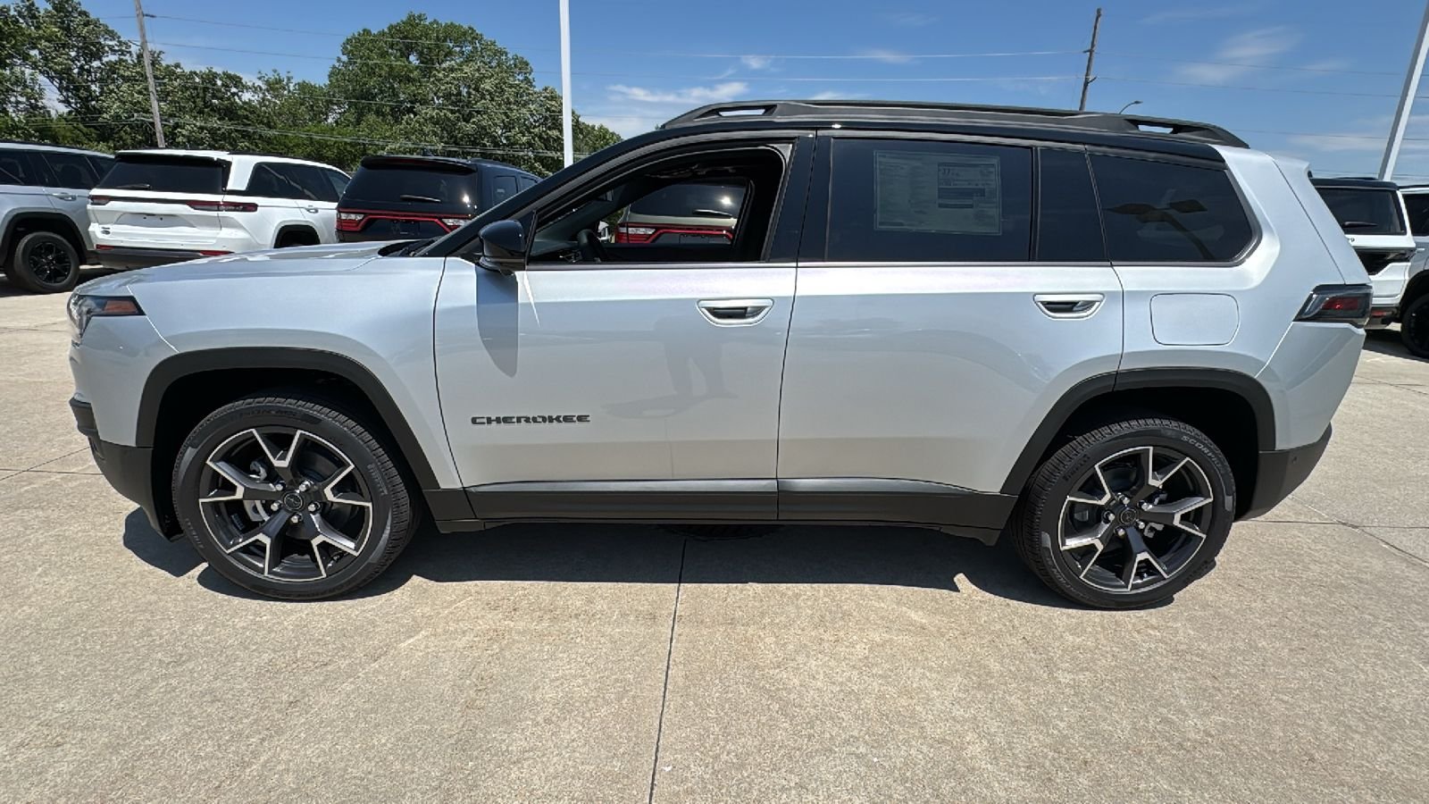 New 2026 Silver Zynith Clear-Coat Exterior Paint Jeep Overland image 7