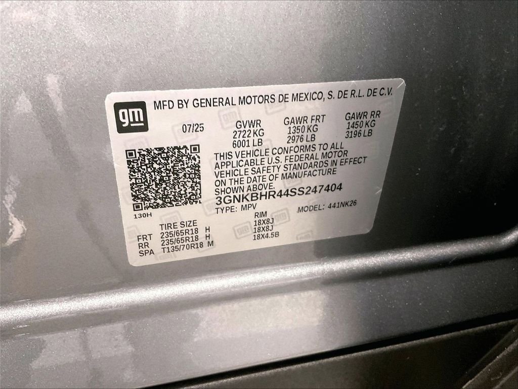 Used 2025 Gray Chevrolet LT image 34