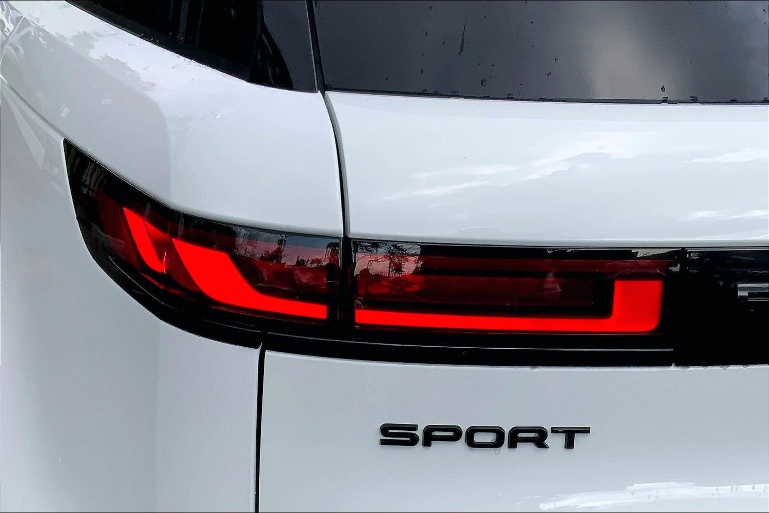 New 2026 Fuji White Land Rover Dynamic SE image 14