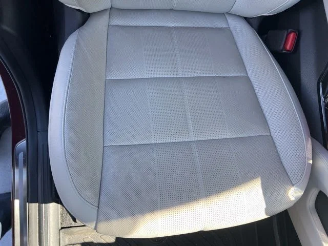 Used 2021 Purple Kia SX image 2