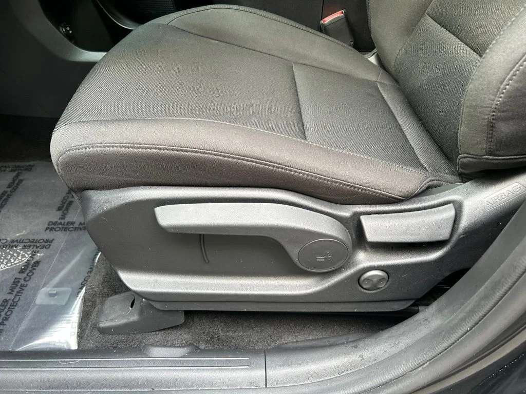 Used 2026 Black Hyundai SE image 16