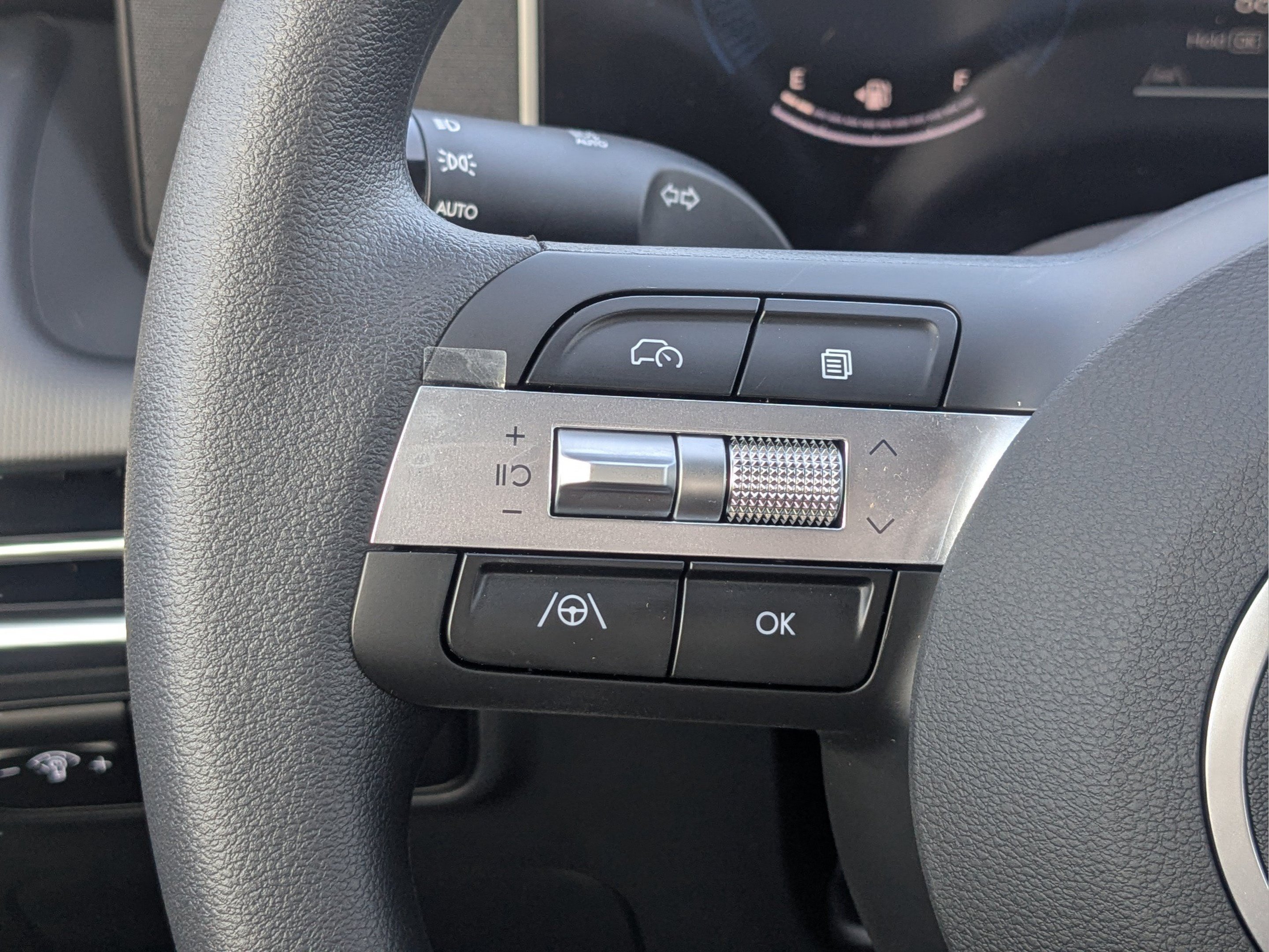 New 2026 Sage Gray Hyundai SE FWD image 22