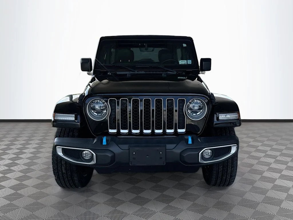 Used 2022 Black Jeep Unlimited Sahara 4xe image 2