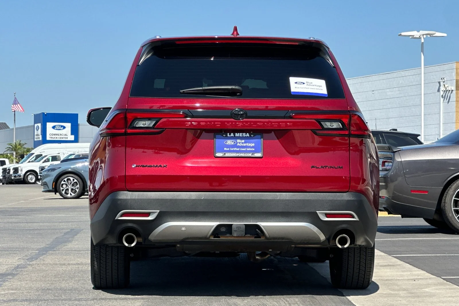 Used 2025 Red Toyota MAX Platinum image 4