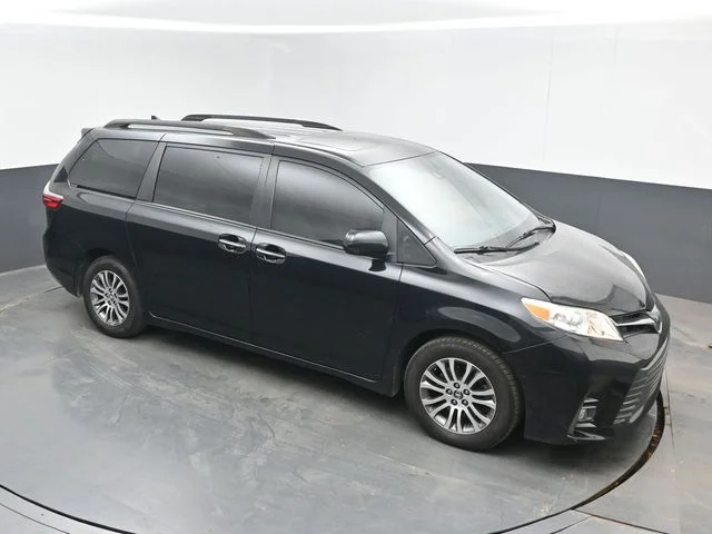 Used 2020 Toyota Sienna XLE