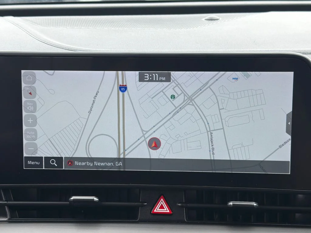 Used 2023 White Kia EX image 28