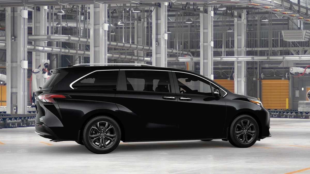 New 2026 Midnight Black Metallic Toyota Platinum image 11