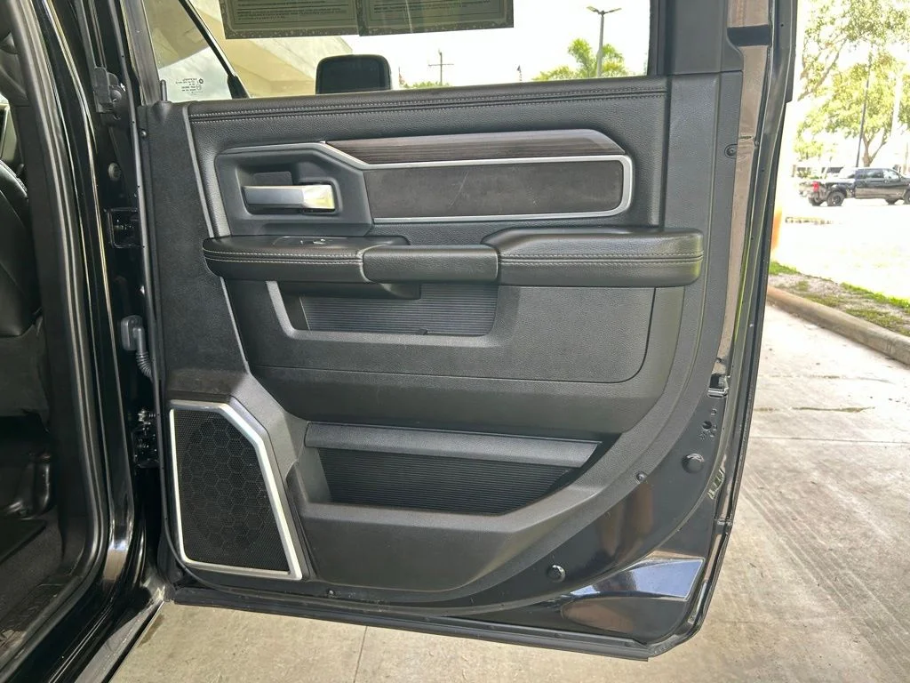 Used 2025 Black Ram Laramie image 33