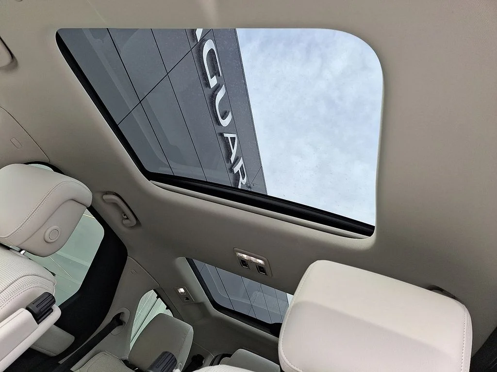 New 2026  Land Rover S image 10