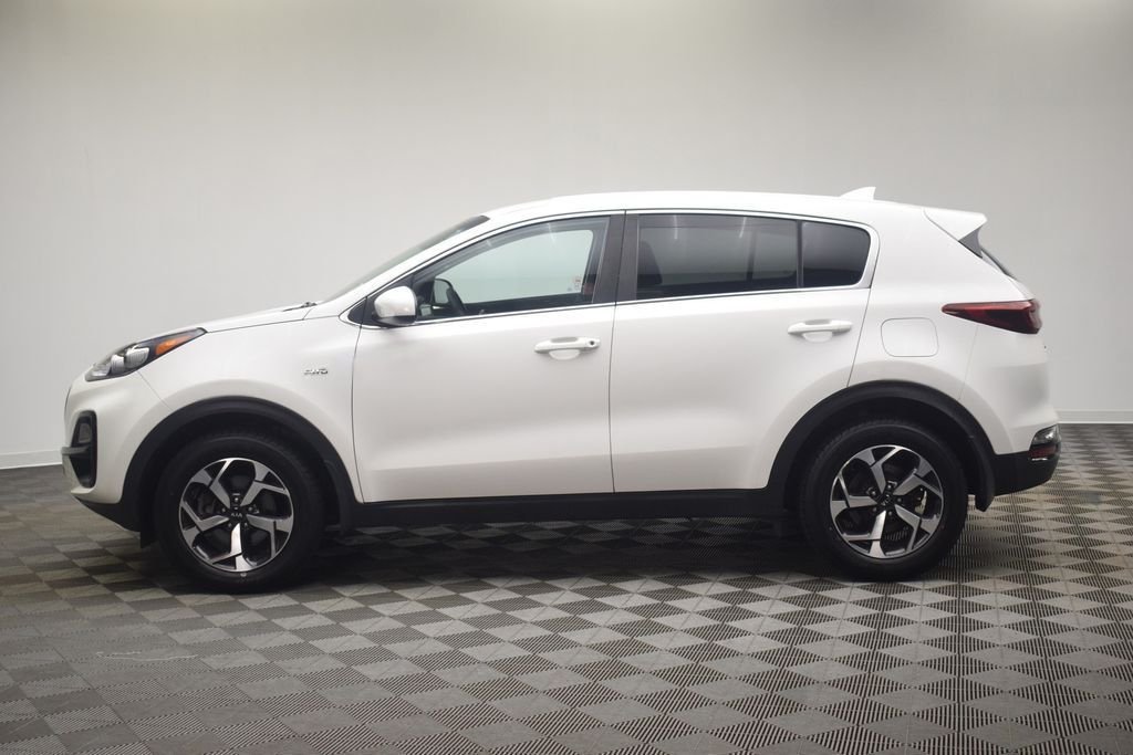 Used 2020 Clear White Kia LX image 8