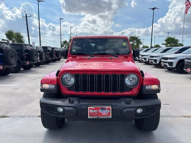 Used 2025 Red Jeep Nighthawk image 2