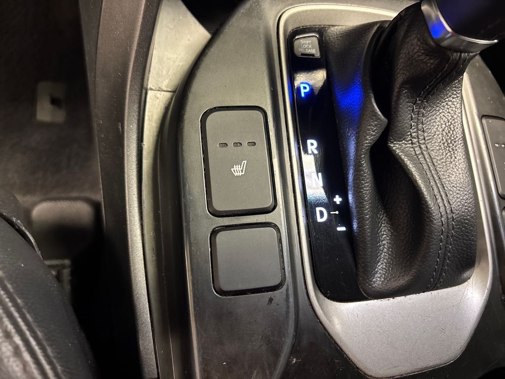 Used 2018 Blue Hyundai 2.0T image 40
