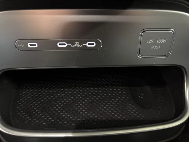 2026 Hyundai IONIQ 9 SE - Photo 27