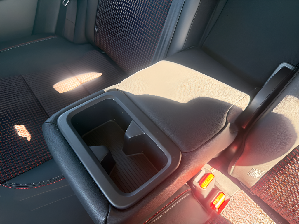 2026 Nissan KICKS SR - Photo 23