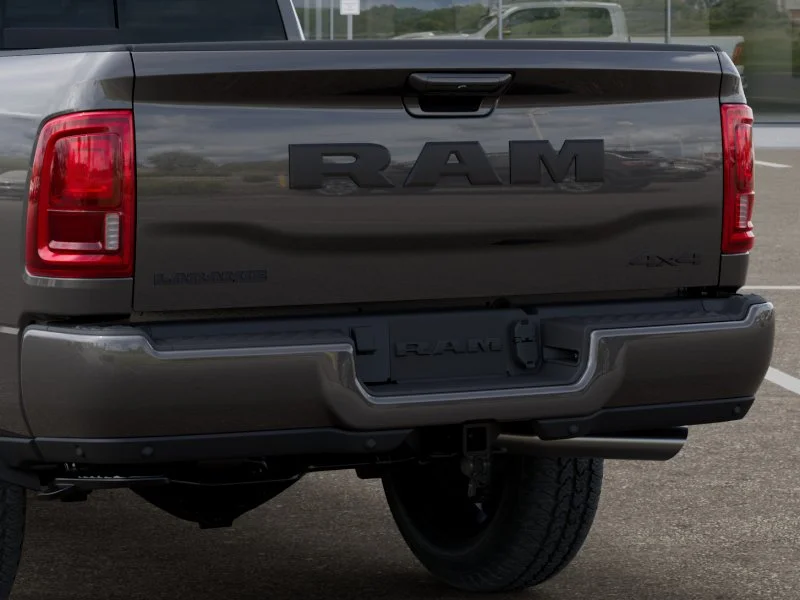 New 2026 Granite Crystal Metallic Clear-Coat Exterior Paint RAM Laramie image 38