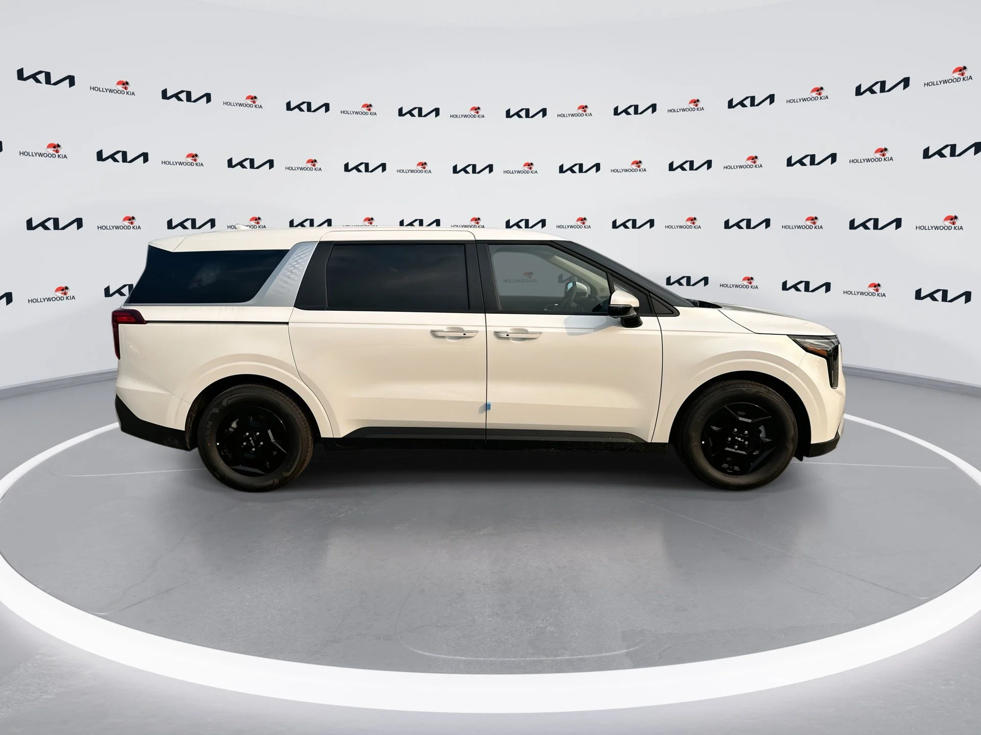 New 2026 White Pearl Kia LXS image 9